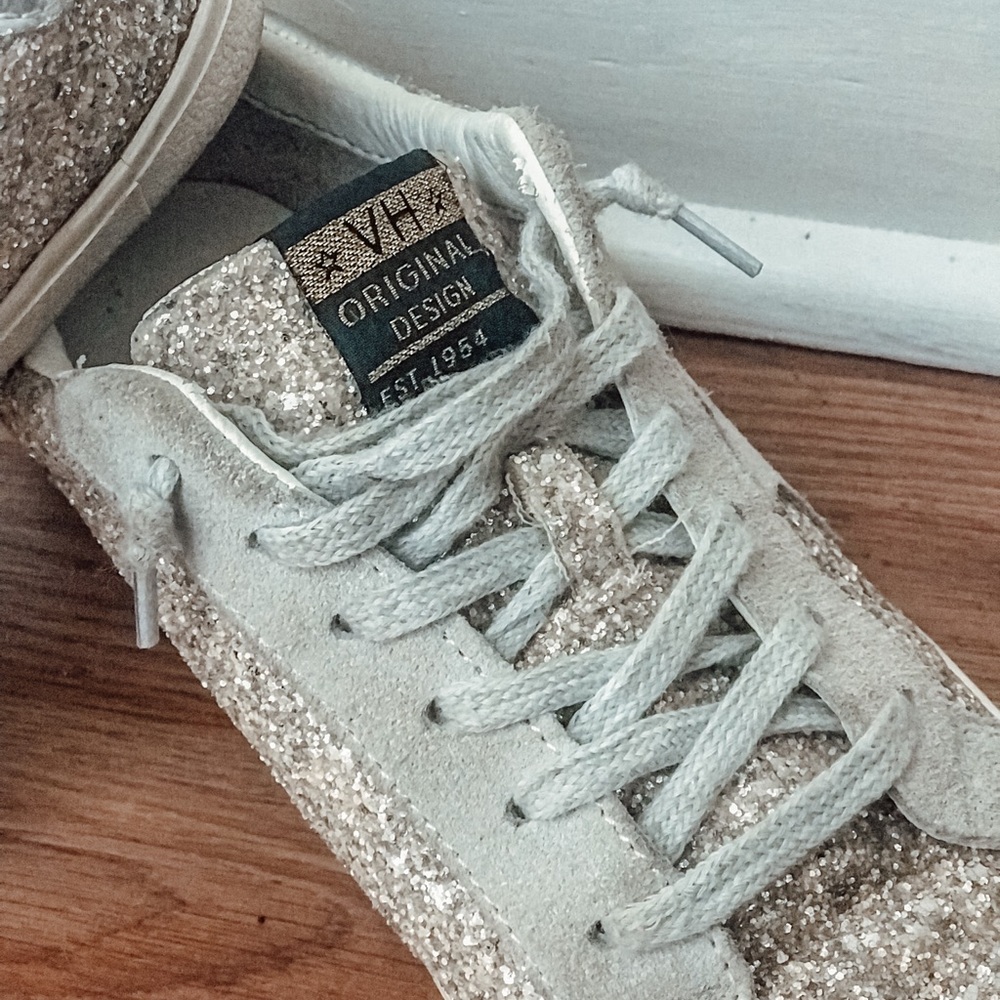 Vintage Havana Women’s Size 8 Glitter Sneakers - Picture 5 of 6